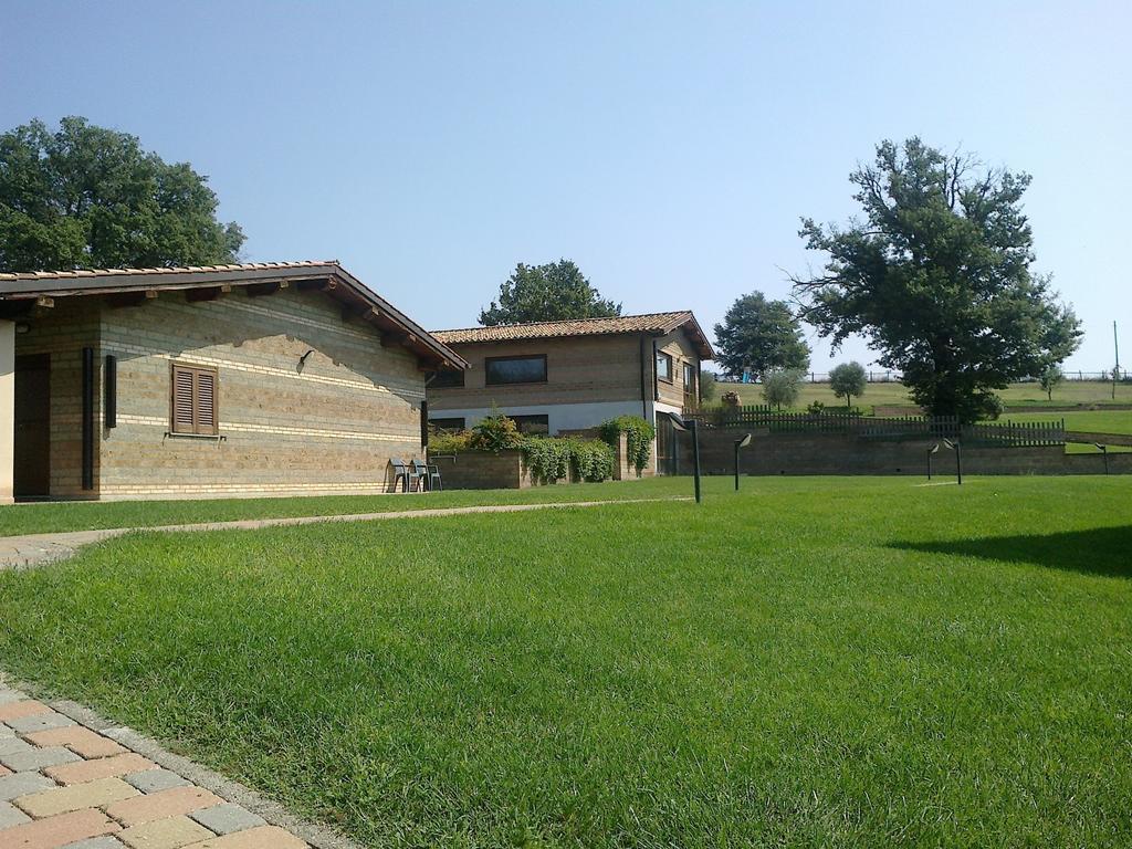 טרוויניאנו רומאנו Agriturismo Monte Dell'Olmo מראה חיצוני תמונה